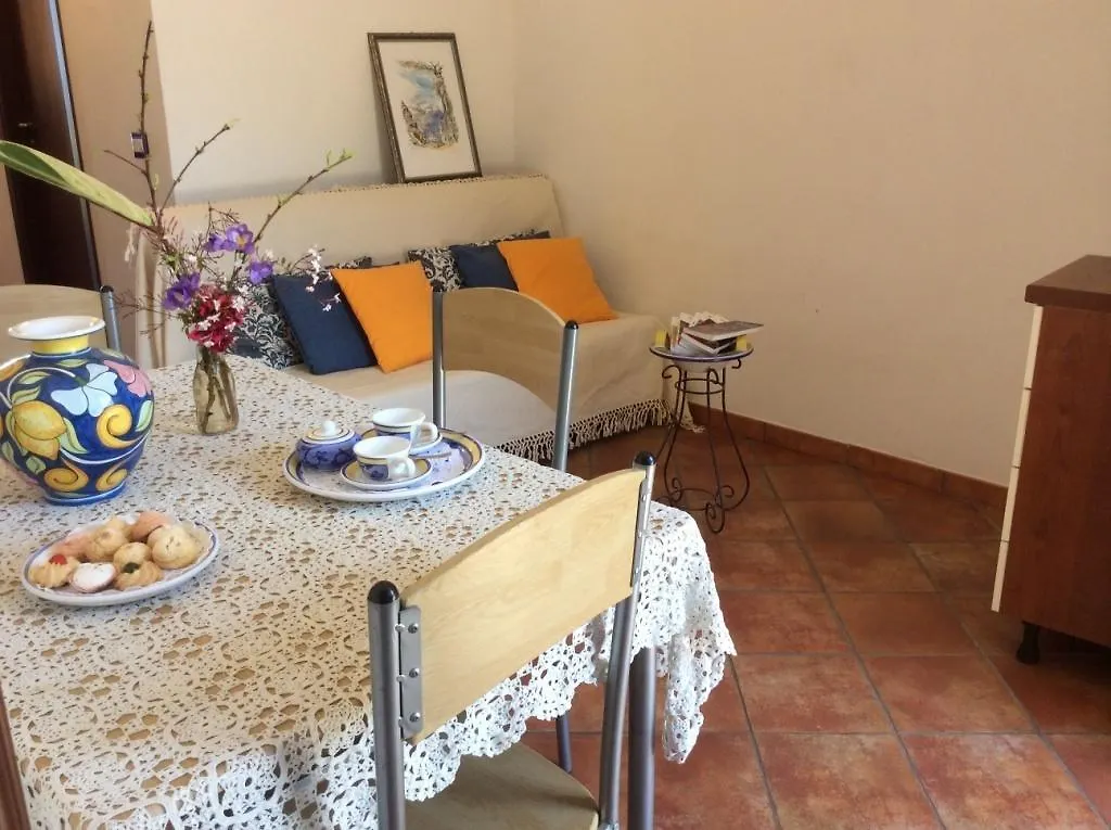 Casa Vacanze Patti Marina 호텔 0*,  이탈리아